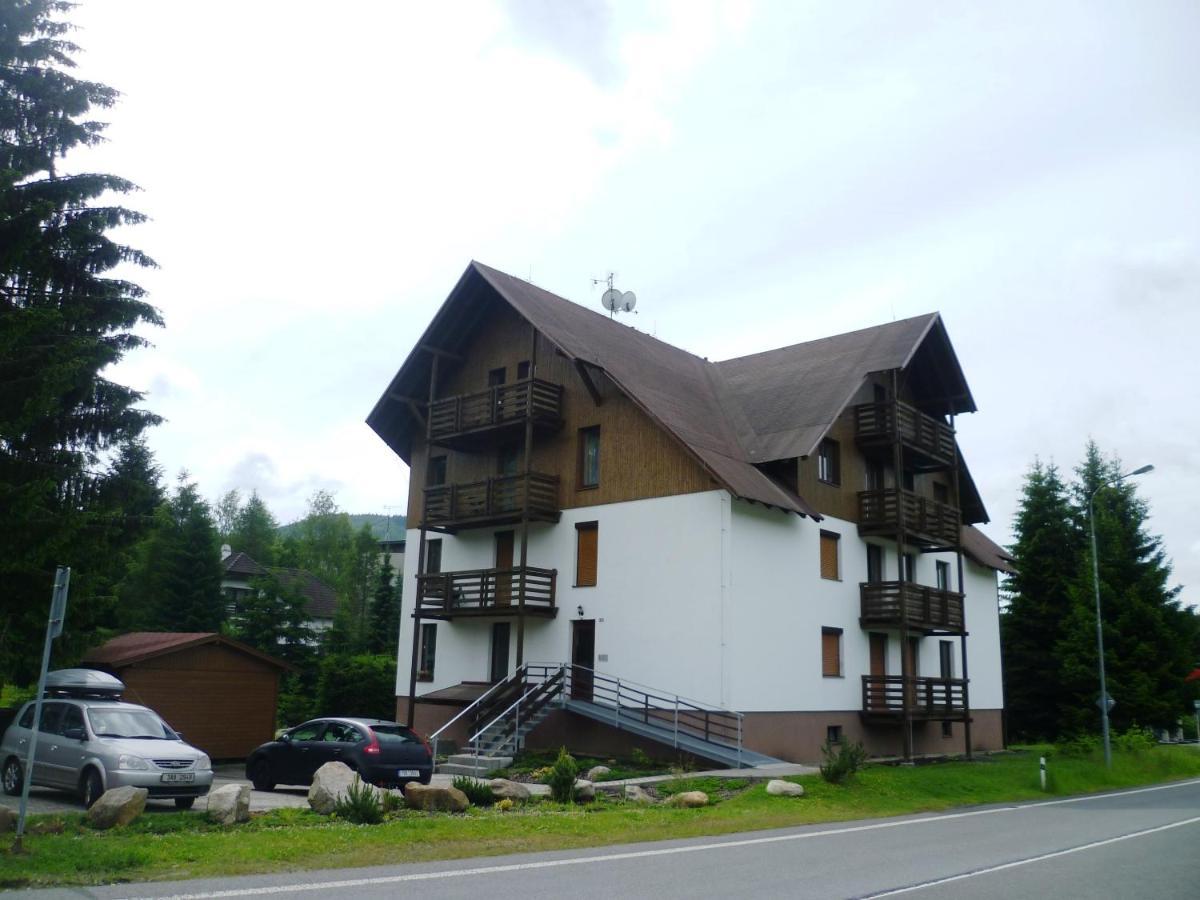 Boutique Apartment Petra Гаррахов Екстер'єр фото